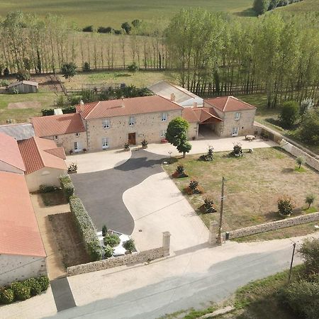 Le Logis Du Chateau Vieillevigne Exteriér fotografie
