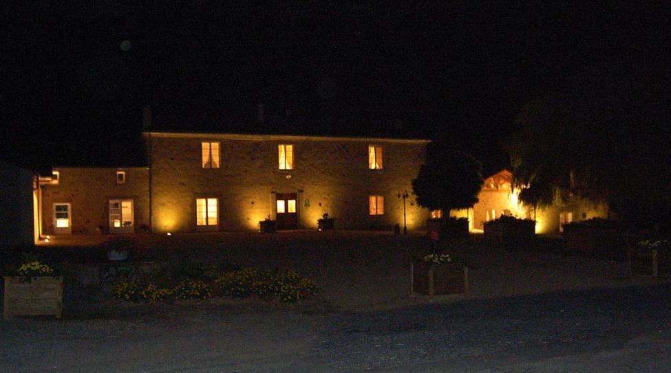 Le Logis Du Chateau Vieillevigne Exteriér fotografie